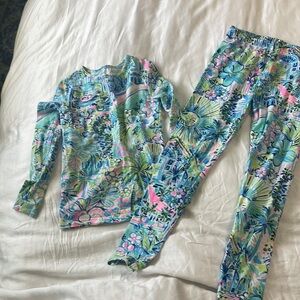 Lilly Pulitzer Girls Pajama Set.